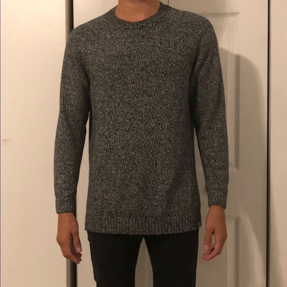 Black white and gray heavy duty sweater